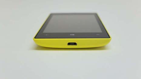 Обзор Nokia Lumia 520