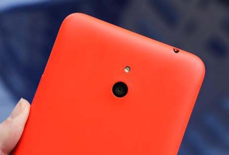 lum132012 Nokia Lumia 1320 - доступный смарфтон с 6-дюймовым экраном