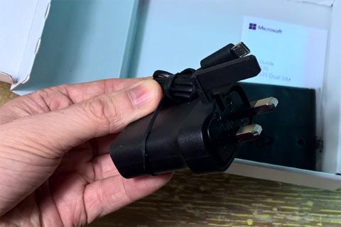 зарядка для lumia 535